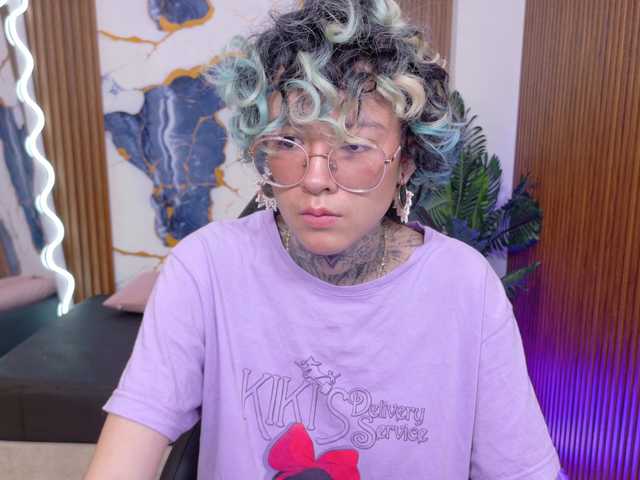 Lyra-tay live webcam show