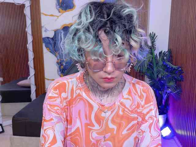 Lyra-tay webcam