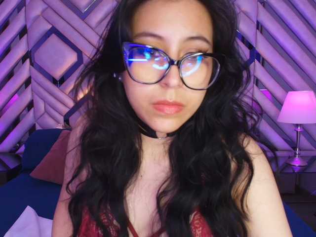 RosseMoon live cam on BongaCams
