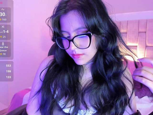 RosseMoon live cam on BongaCams