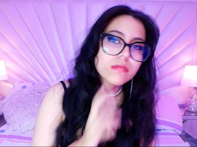 RosseMoon live cam on BongaCams