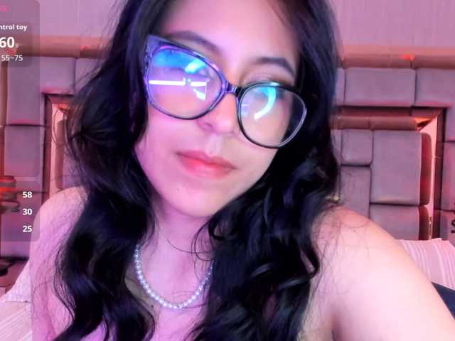 RosseMoon live cam on BongaCams