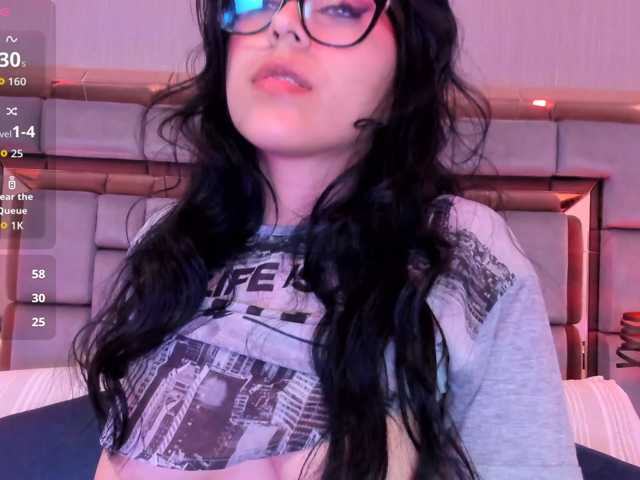 RosseMoon live cam on BongaCams