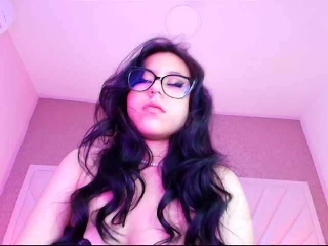 RosseMoon live cam on BongaCams