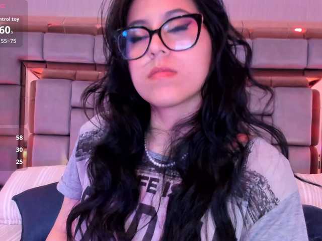RosseMoon live cam on BongaCams