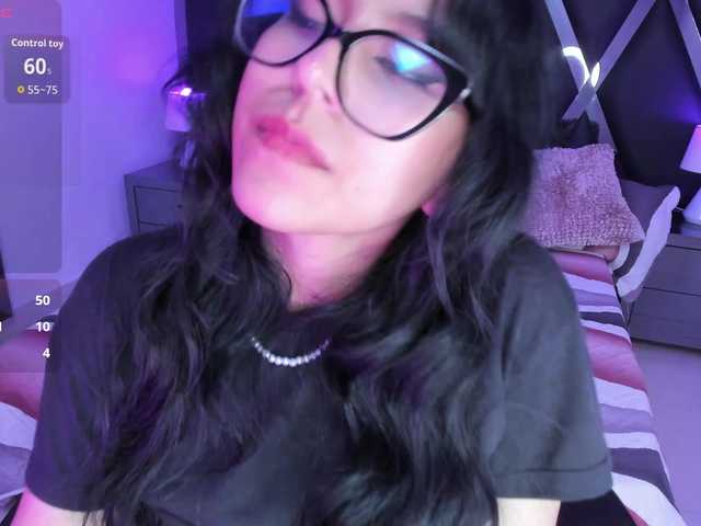 RosseMoon live cam on BongaCams