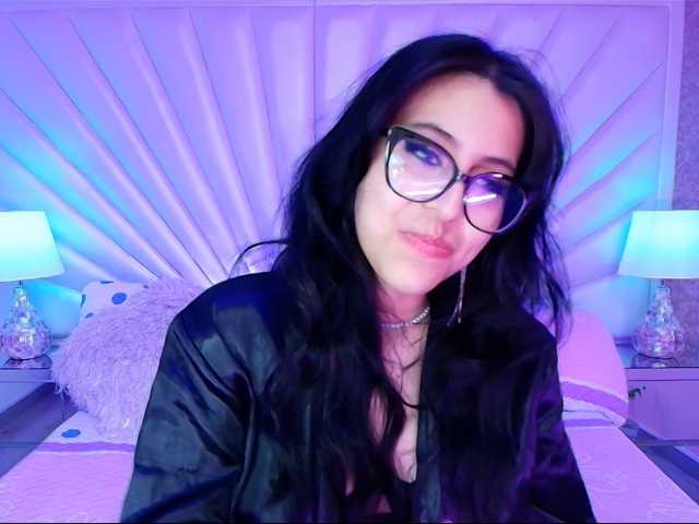 RosseMoon live cam preview