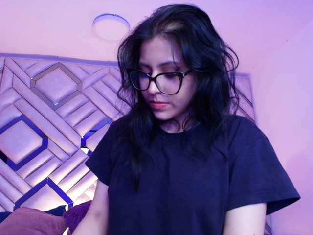 RosseMoon live cam on BongaCams
