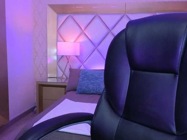 RosseMoon live cam on BongaCams