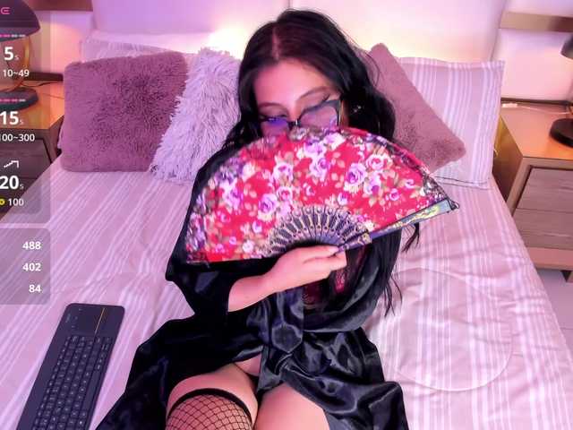 RosseMoon live cam on BongaCams