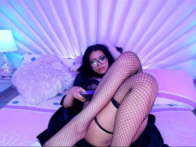 RosseMoon live cam on BongaCams