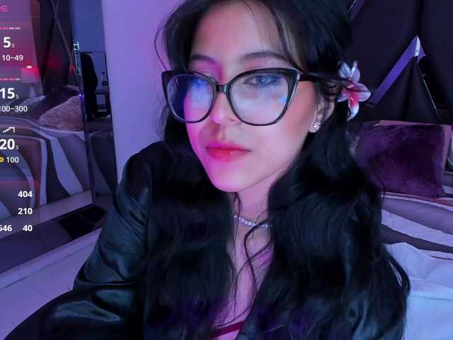 RosseMoon live cam on BongaCams