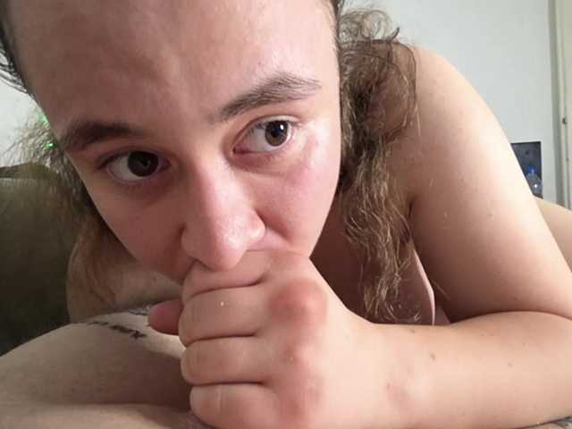 qeenholly
