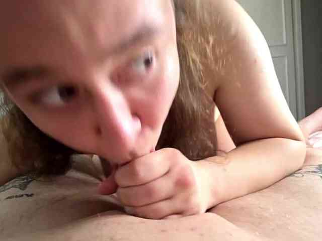qeenholly Sex Cam Show
