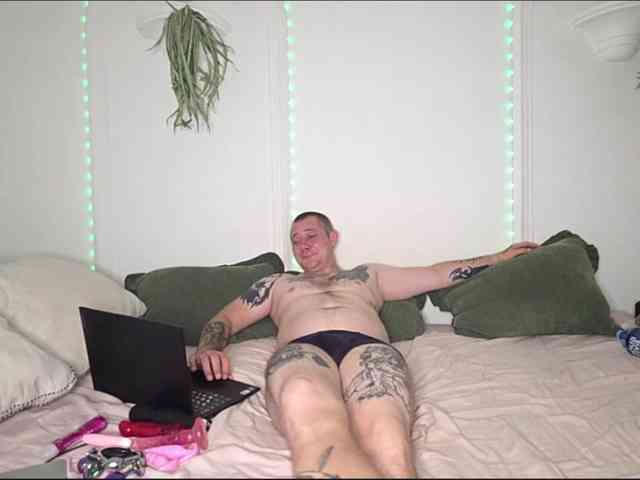 qeenholly webcam