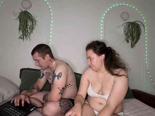 qeenholly webcam