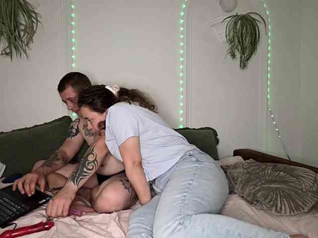 qeenholly webcam