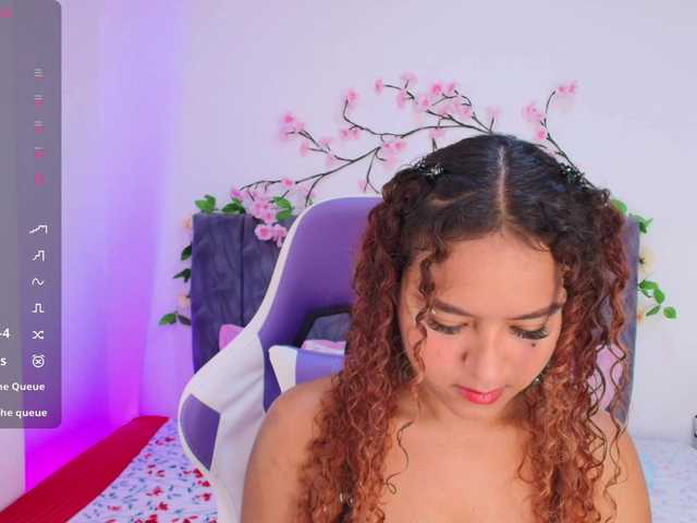 Sophieevelvet live cam on BongaCams