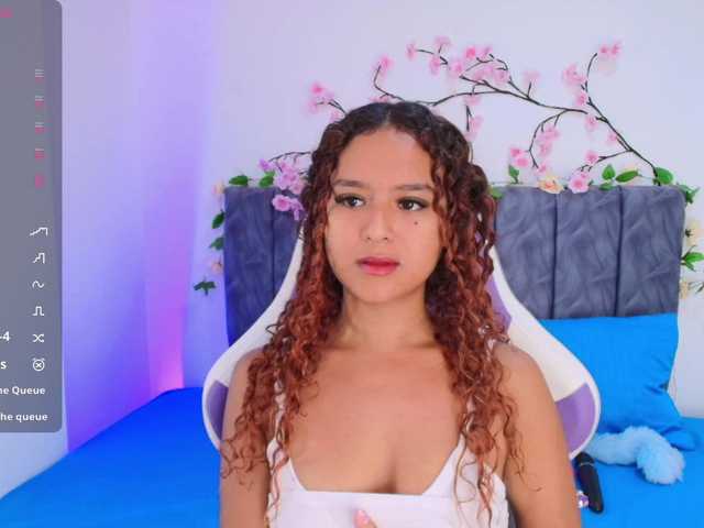 Sophieevelvet live cam on BongaCams