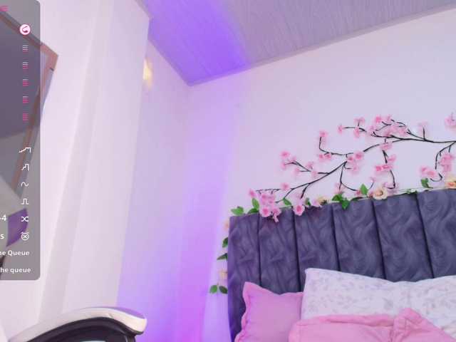 Sophieevelvet live cam on BongaCams