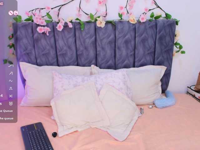 Sophieevelvet live cam on BongaCams