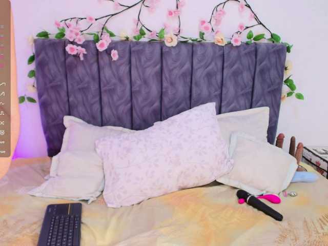 Sophieevelvet live cam on BongaCams