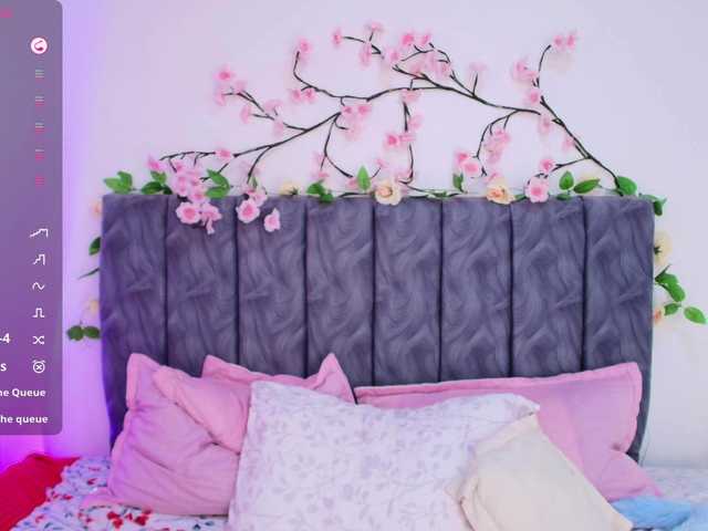 Sophieevelvet live cam on BongaCams