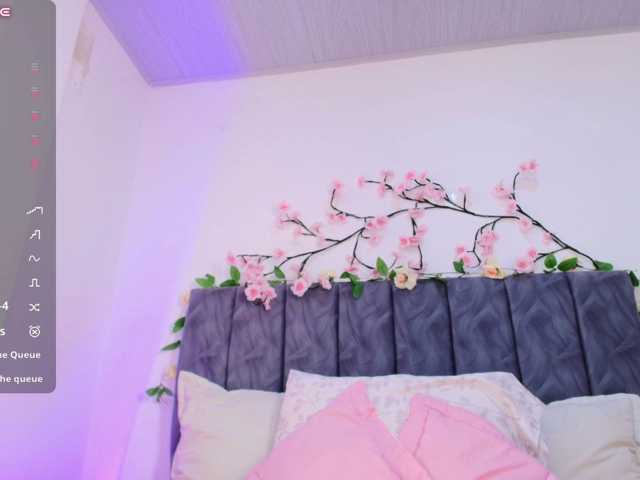 Sophieevelvet live cam on BongaCams