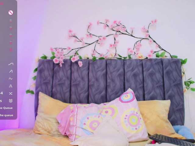 Sophieevelvet live cam on BongaCams