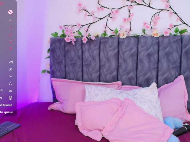 Sophieevelvet live cam on BongaCams