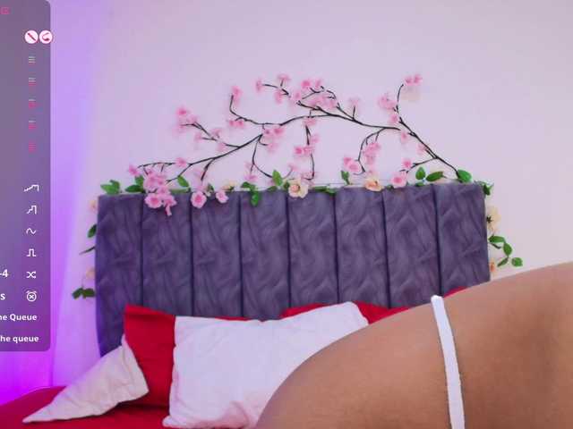Sophieevelvet live cam on BongaCams
