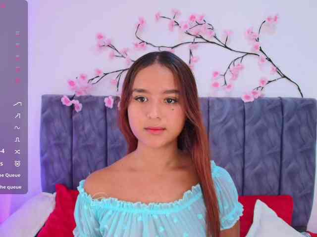 Sophieevelvet webcam
