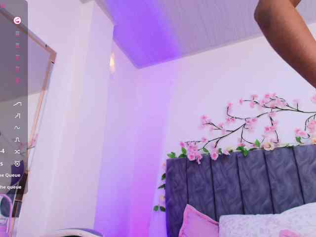 Sophieevelvet webcam