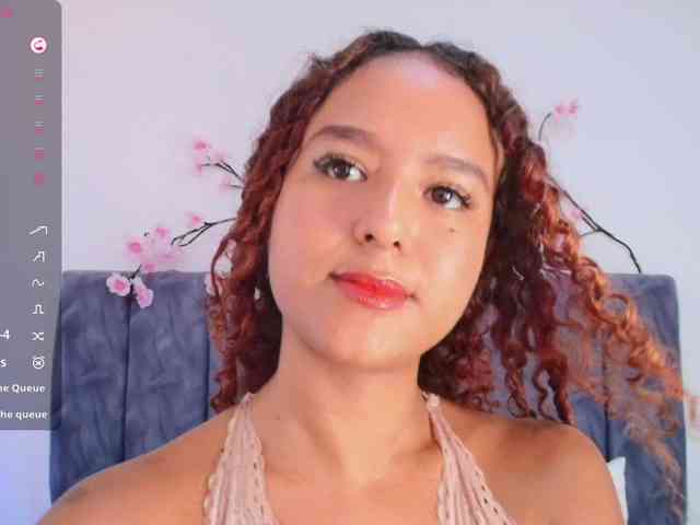 Sophieevelvet webcam