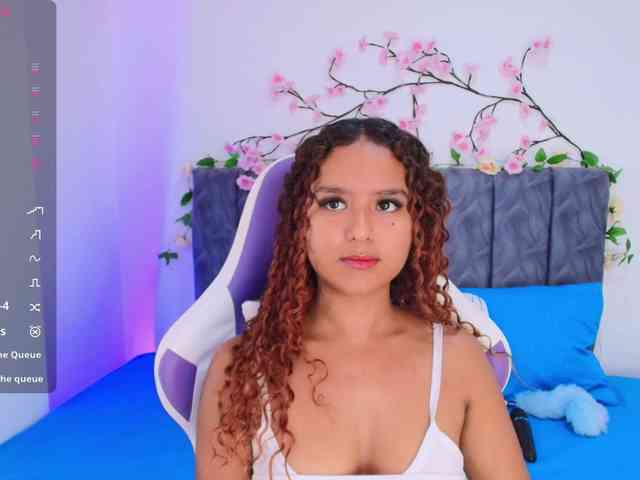 Sophieevelvet webcam