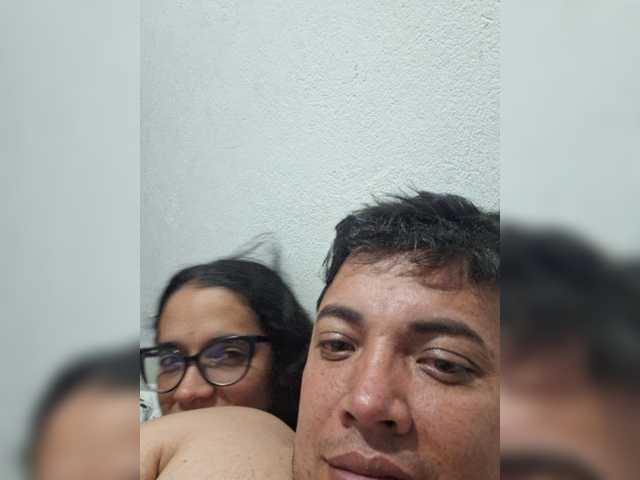 Saritaandmiguel live cam on BongaCams