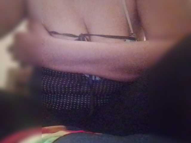 Panthersoles live cam on BongaCams