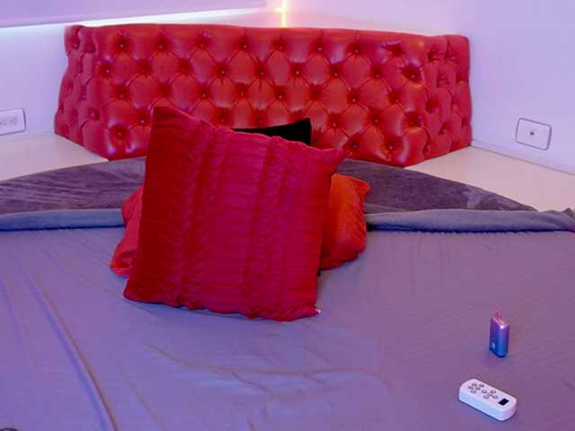 niadelaoz live cam on BongaCams