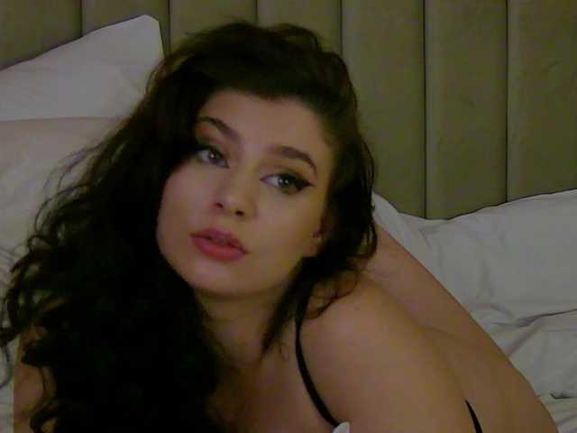 Sex chat gratuit in direct cu TessaBloom pe BongaCams