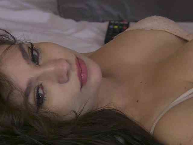 TessaBloom webcam