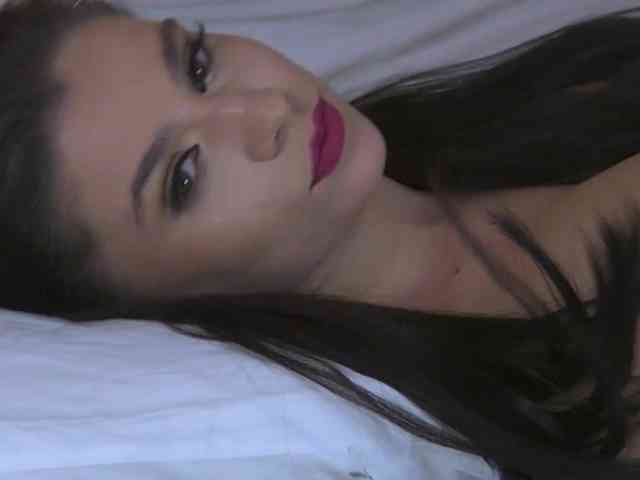 TessaBloom webcam