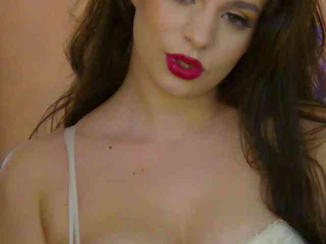 TessaBloom webcam