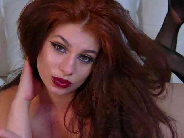 TessaBloom webcam