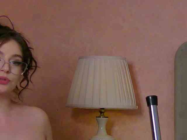 TessaBloom webcam