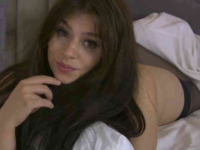 TessaBloom webcam