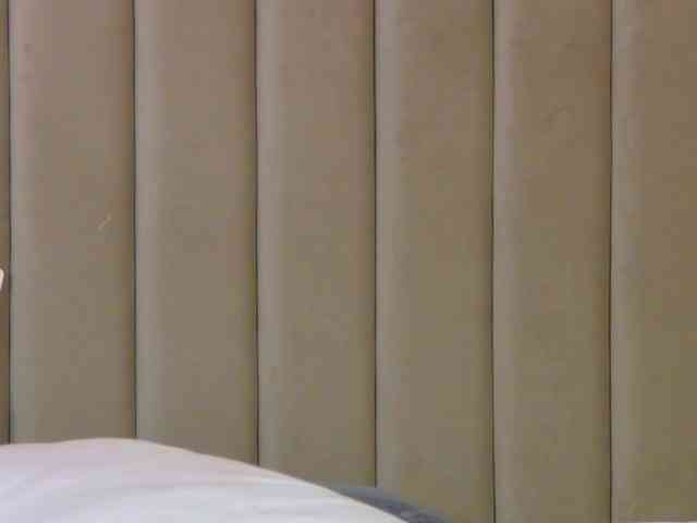 TessaBloom webcam