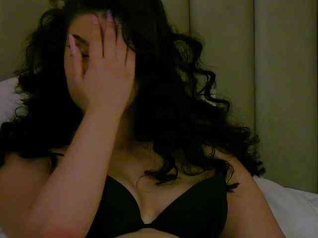 TessaBloom webcam