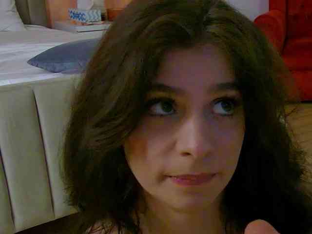 TessaBloom webcam