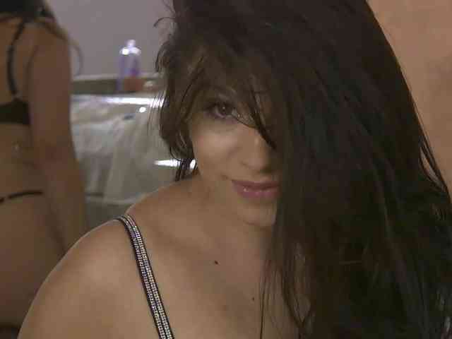 TessaBloom webcam
