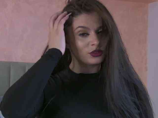TessaBloom webcam